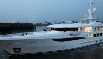 A-sistership-to-motor yacht-4You-superyacht-STEP-ONE-Photo-Dennis-van-Overbeeke
